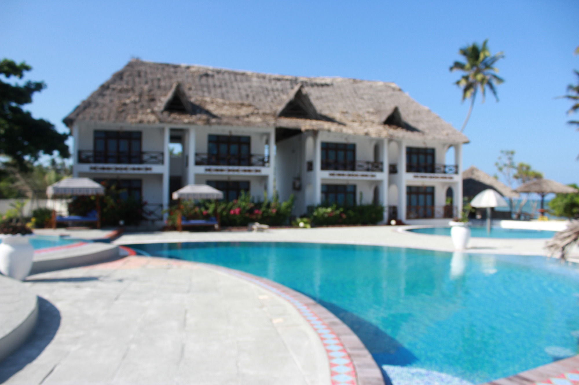 African Sun Sand Sea Beach Resort & Spa Bwejuu Kültér fotó